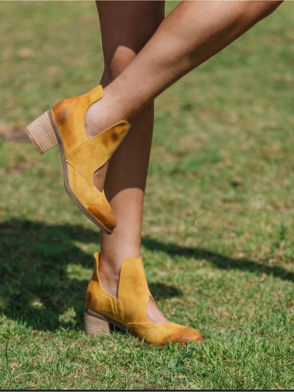 Antelope N47 Cage Mustard Suede Block Heel Booties 37/6-6.5 US